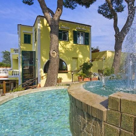 Albergo Villa Hibiscus Forio di Ischia Kültér fotó