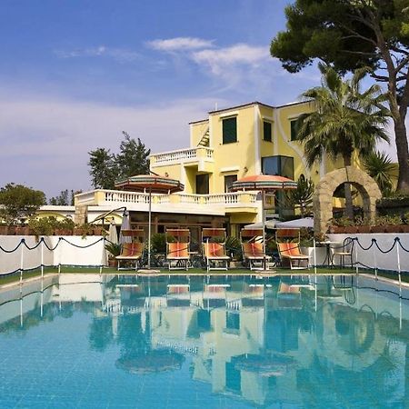 Albergo Villa Hibiscus Forio di Ischia Kültér fotó