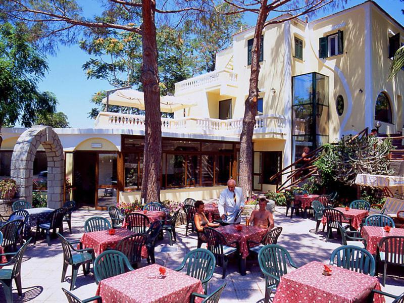 Albergo Villa Hibiscus Forio di Ischia Kültér fotó