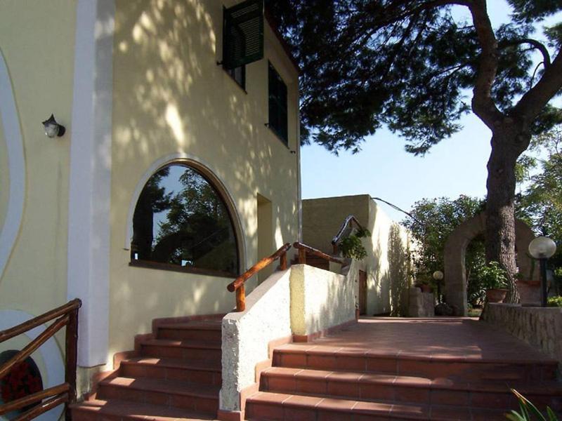 Albergo Villa Hibiscus Forio di Ischia Kültér fotó