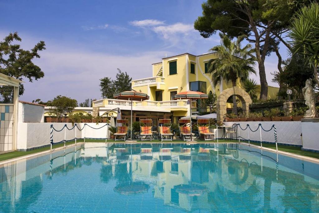 Albergo Villa Hibiscus Forio di Ischia Kültér fotó