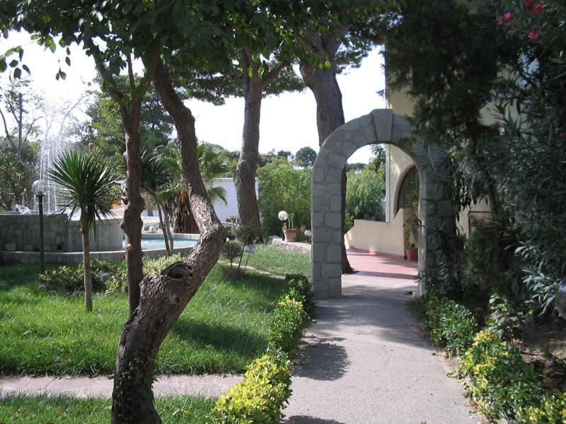 Albergo Villa Hibiscus Forio di Ischia Kültér fotó