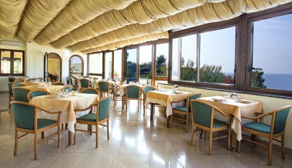 Albergo Villa Hibiscus Forio di Ischia Kültér fotó